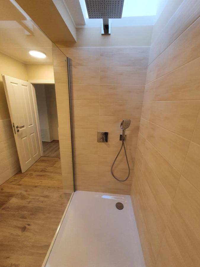 Cafe Schroeder Ferienwohnung Kyritz Exteriör bild